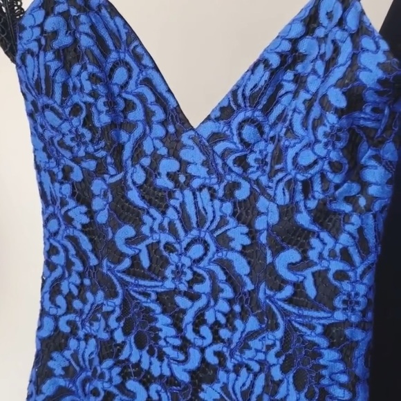 NWT BARDOT TEAGEN LACE OFF SHOULDER DRESS - Picture 10 of 14